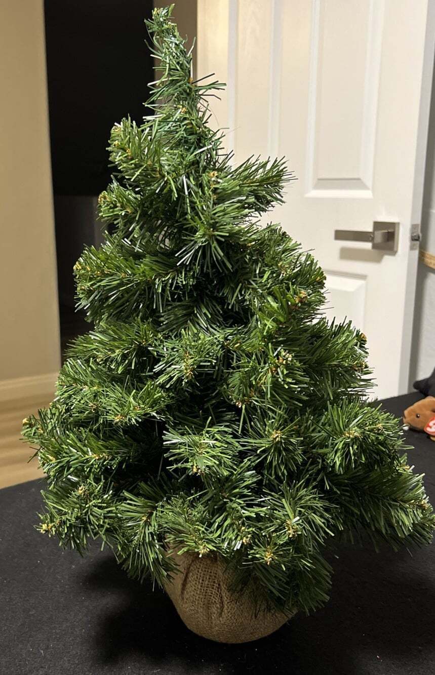 Christmas tree tabletop 21x12”burlap wrapped base